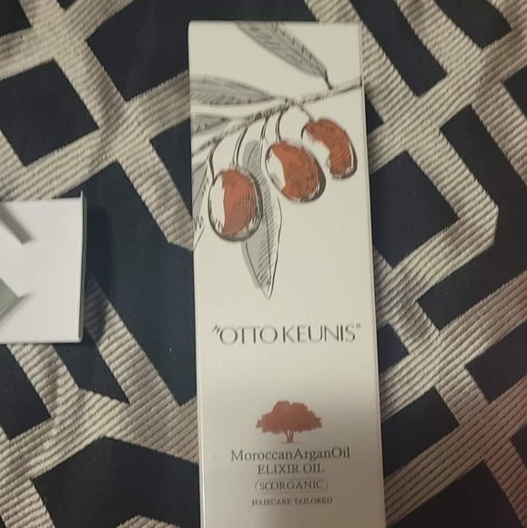 Moroccan oil - Picture 1 of 1